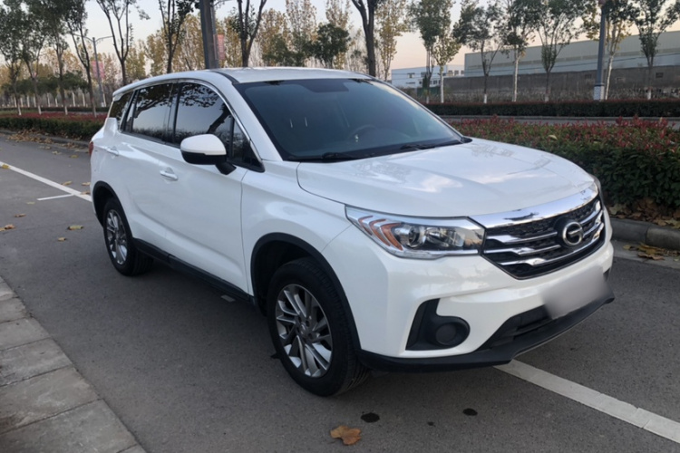 广汽传祺 传祺GS4 2015款 200T 手动舒适版车身外观6004