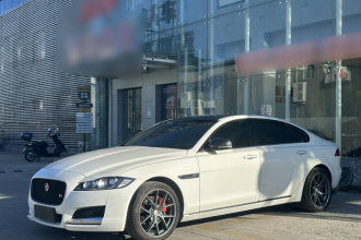 捷豹XFL 2017款 XFL 2.0T 240PS 豪华版