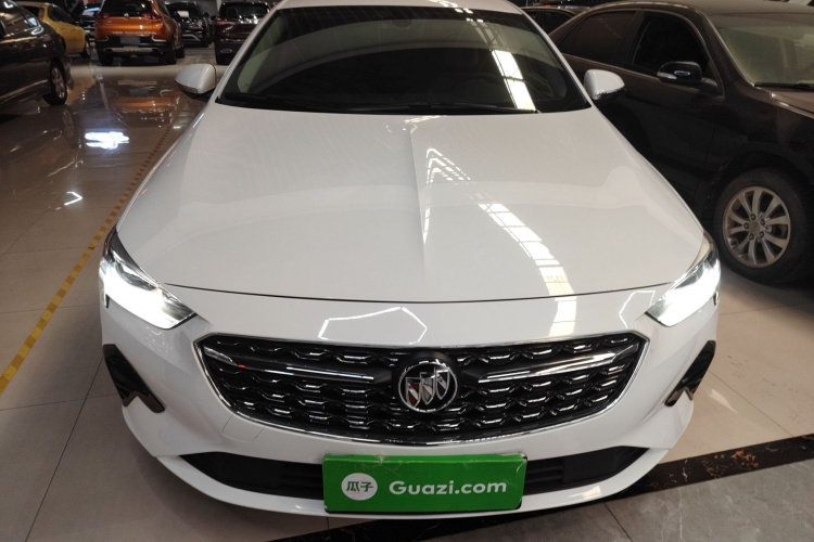 别克 君威 2020款 552T 豪华型车身外观2