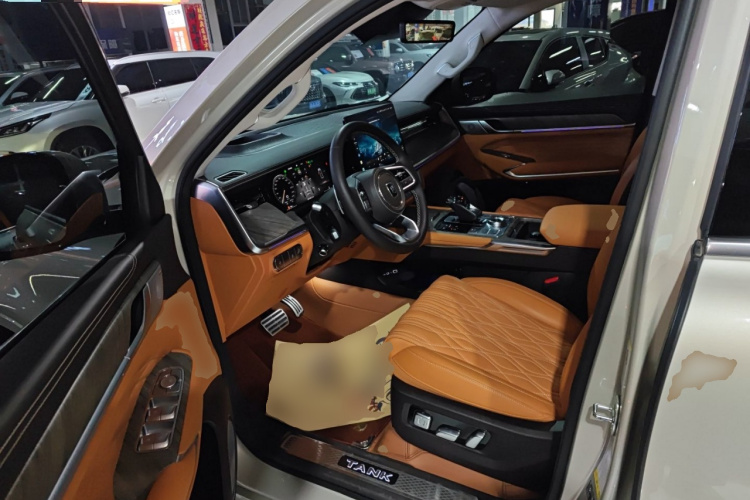 坦克500 2022款 3.0T 商务版 造境型 7座中控内饰7003