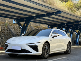 哪吒汽车 哪吒S猎装 2024款 增程300 标准版