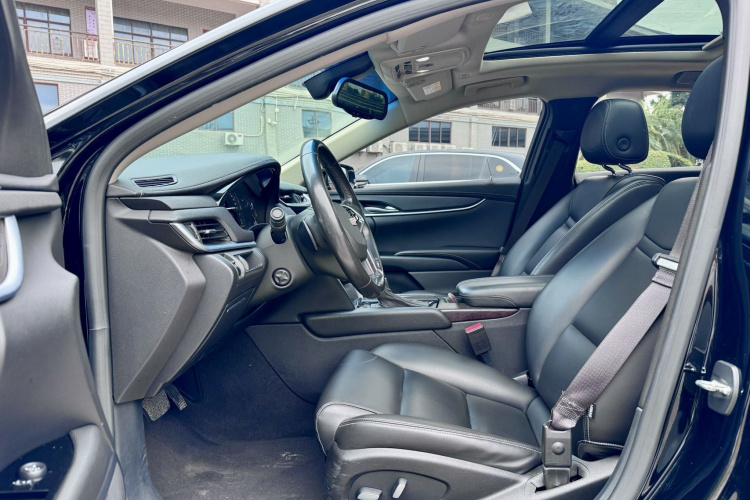 凯迪拉克XTS 2018款 28T 技术型中控内饰19