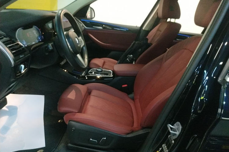 宝马iX3 2024款 领先型局部细节19