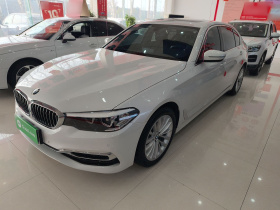 宝马5系 2019款 改款 525Li 豪华套装