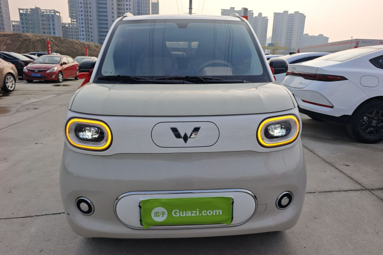 五菱汽车 宏光MINIEV 2024款 第三代 215km 进阶版车身外观2