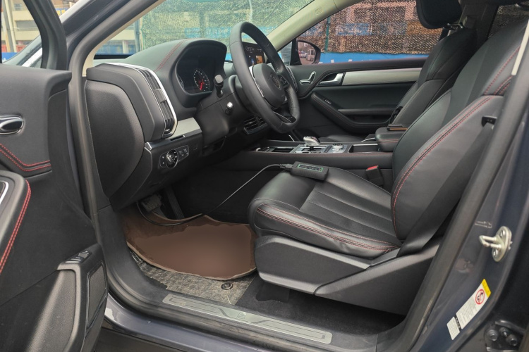 比亚迪 唐新能源 2018款 DM 2.0T 全时四驱智联创睿型 7座 国V中控内饰20