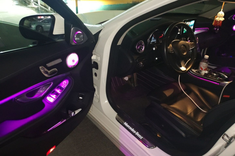 奔驰C级 2018款 C 200 L 运动版中控内饰7003