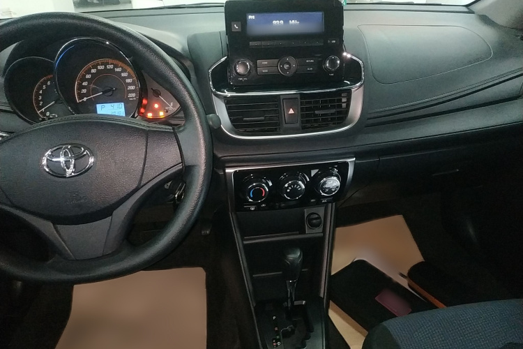 丰田 YARiS L 致享 2020款 1.5L CVT领先版局部细节16