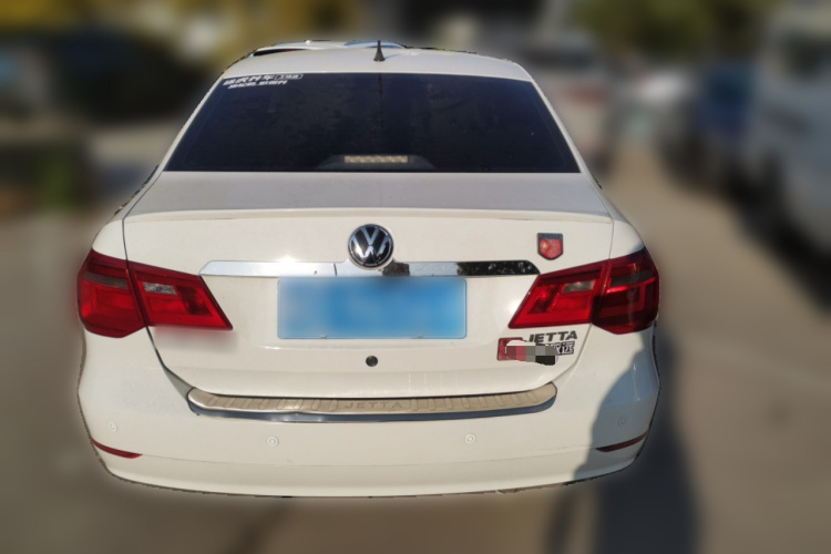 大众 捷达 2015款 质惠版 1.6L 自动时尚型车身外观6