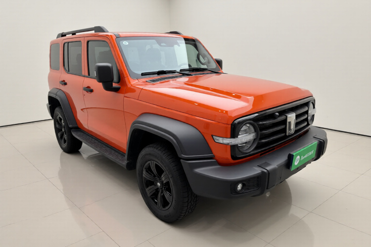 坦克300 2023款 越野版 2.0T 挑战者车身外观3