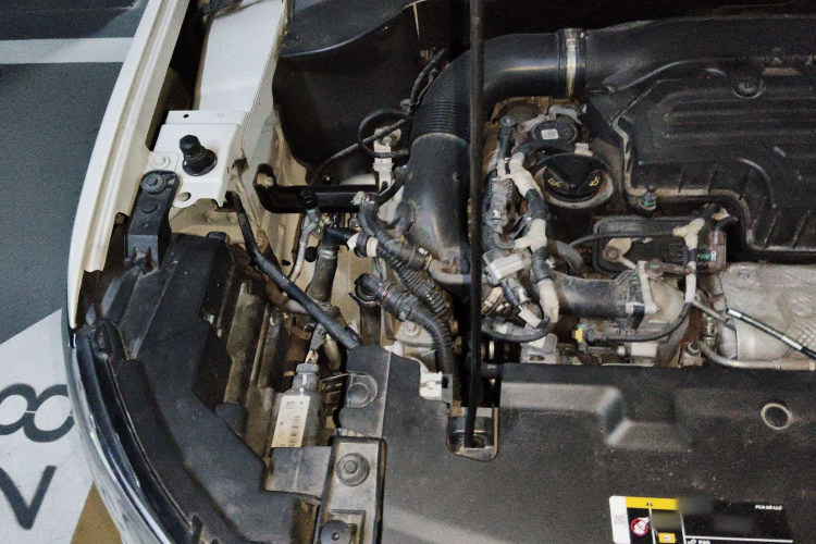 Jeep 指南者 2019款 220T 自动家享版局部细节9006