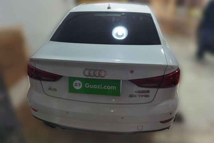 奥迪A3 2018款 30周年年型 Limousine 35 TFSI 时尚型车身外观6004