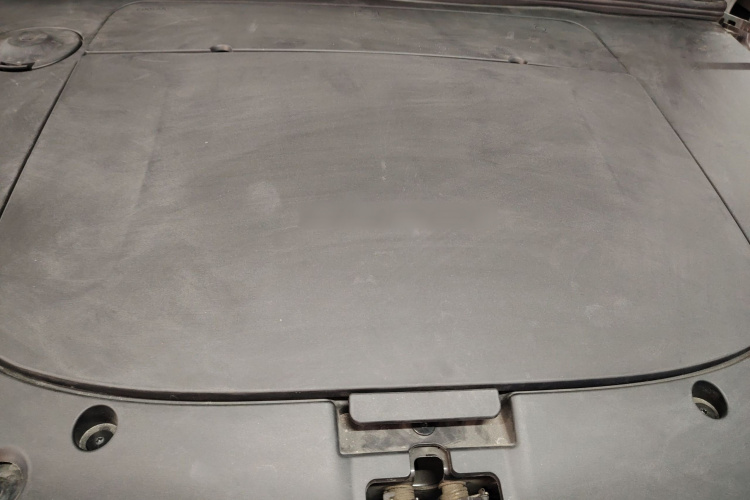 昊铂HT 2023款 670 后驱特高压版机舱底盘24