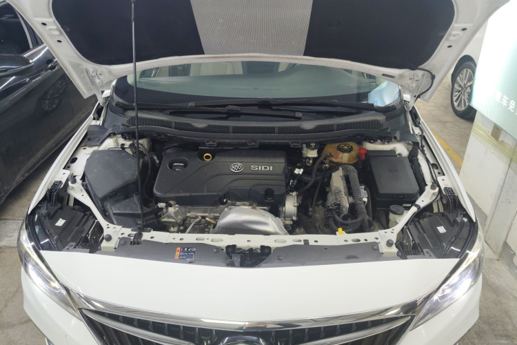 别克 威朗 2019款 三厢 15S 自动领先型局部细节24