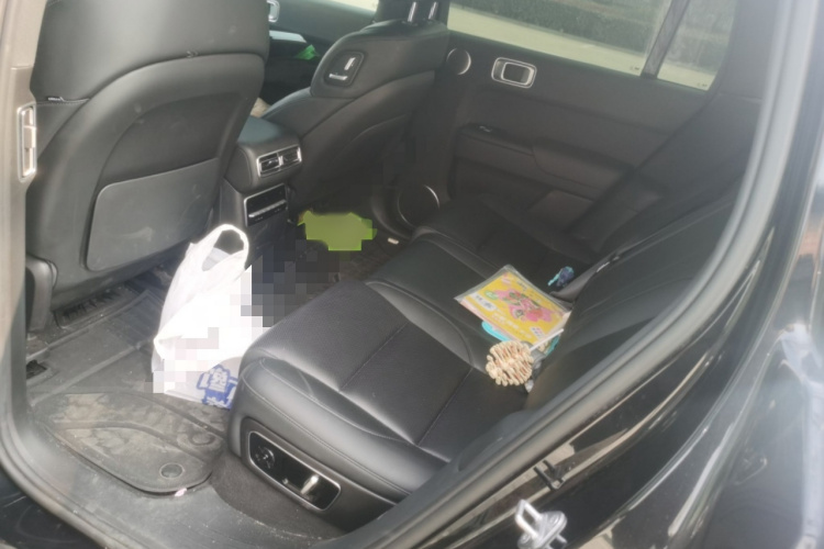 理想汽车 理想L7 2023款 Pro中控内饰7004