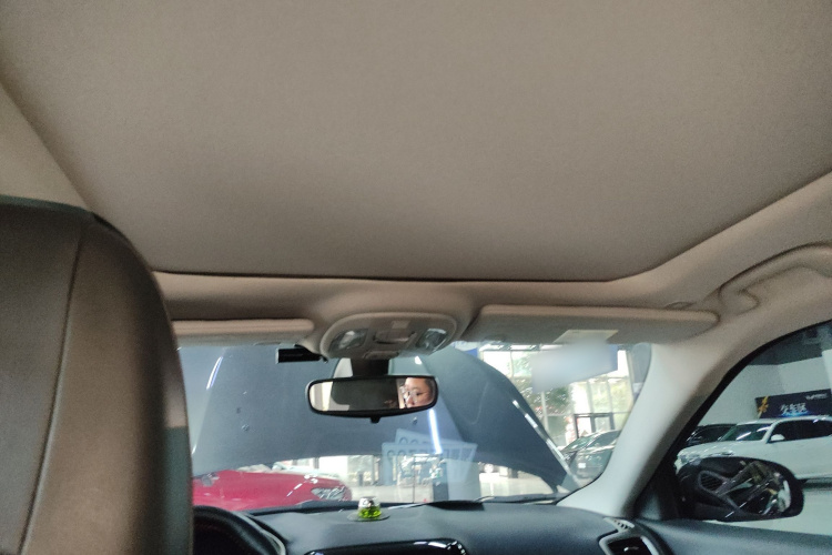 Jeep 指南者 2017款 200T 自动家享版中控内饰22