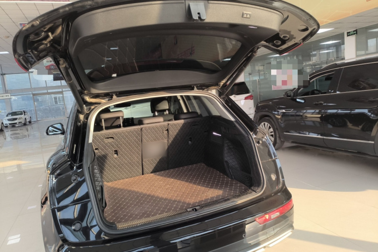 奥迪Q5L 2023款 40T 豪华致雅型局部细节23