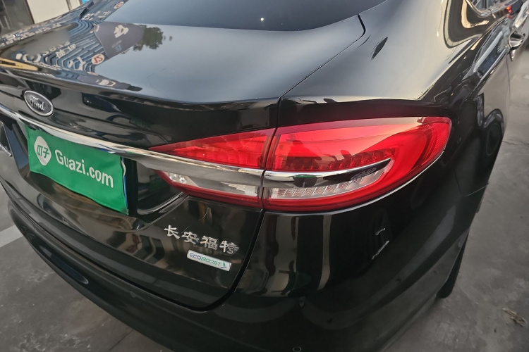 福特 蒙迪欧 2017款 EcoBoost 180 时尚型车身外观6001