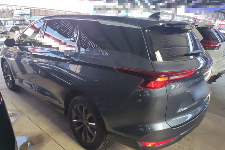 五菱汽车 五菱凯捷 2020款 1.5T CVT尊贵型车身外观4