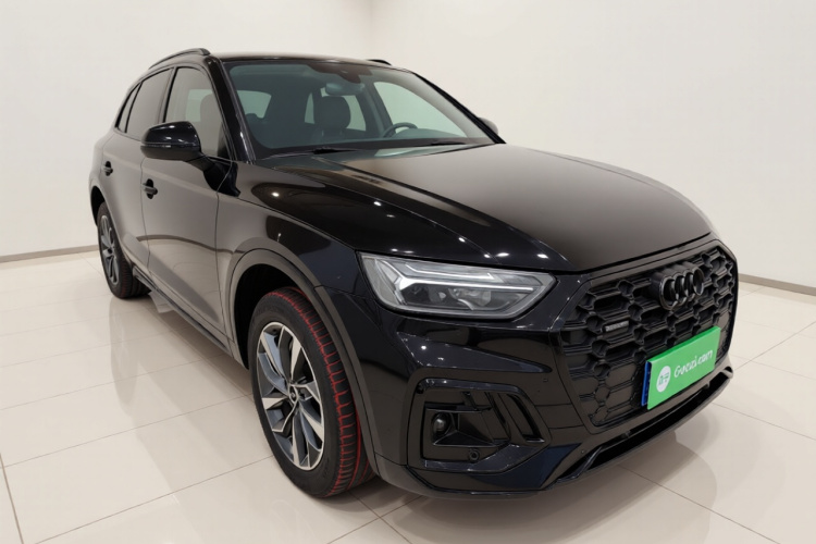 奥迪Q5L 2023款 40T 豪华动感型车身外观3