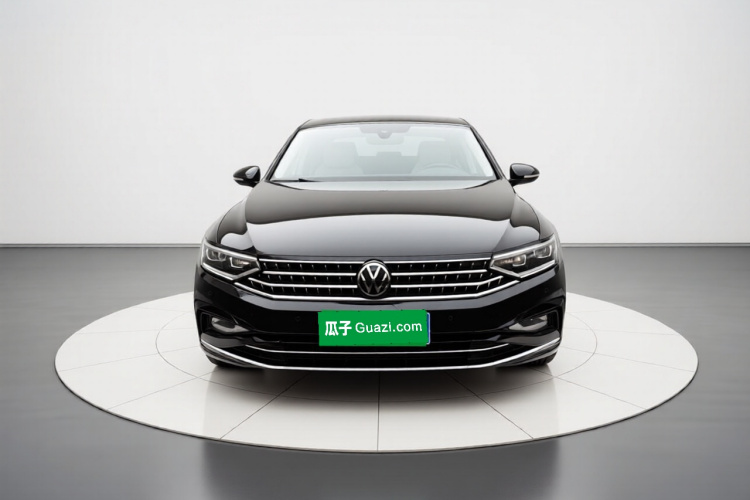 大众 迈腾 2023款 200万辆纪念版 330TSI DSG豪华型车身外观2