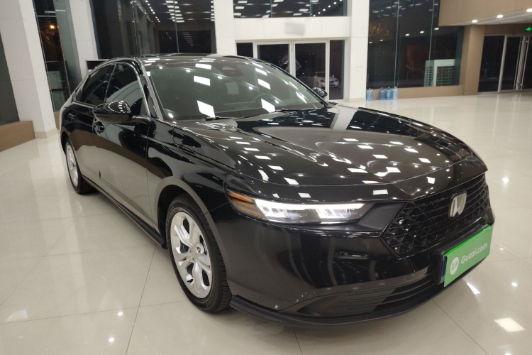 本田 雅阁 2024款 260TURBO 豪华版车身外观3