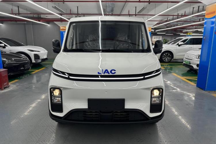 江汽集团 Van宝路 2024款 V8追梦版 宁德时代车身外观6001