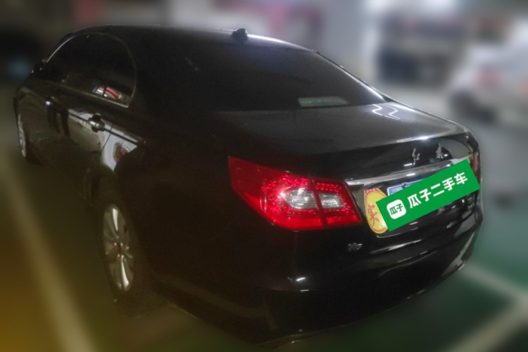 红旗H7 2013款 2.0T 豪华型车身外观6003