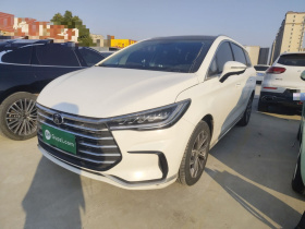 比亚迪 宋MAX 2021款 升级版 1.5T 自动尊贵型 6座