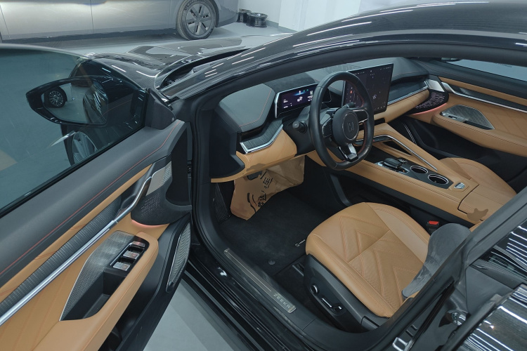 极氪001 2021款 超长续航双电机 YOU版中控内饰20