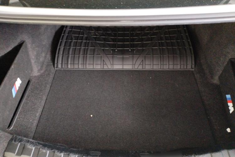 宝马3系 2022款 改款 325Li M运动套装局部细节23