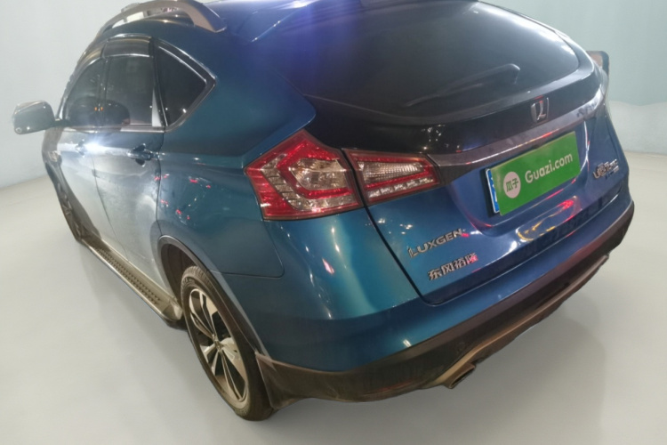 纳智捷 优6 SUV 2017款 1.8T 时尚升级型车身外观5