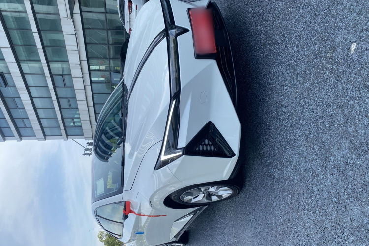 灵悉L 2024款 头号玩家版车身外观6001