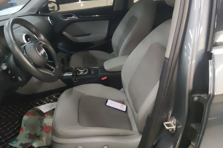 奥迪A3 2020款 Limousine 35 TFSI 时尚型 国VI中控内饰19