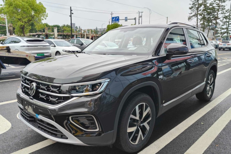 大众 探岳 2025款 众享款 300TSI车身外观6006