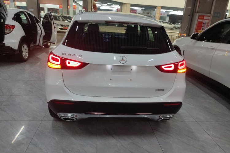 奔驰GLA 2023款 GLA 220车身外观6