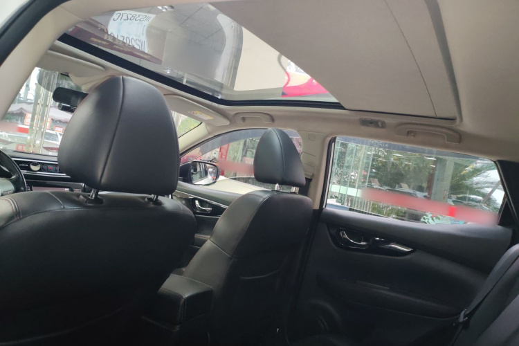 日产 逍客 2017款 2.0L CVT豪华版 国V局部细节22