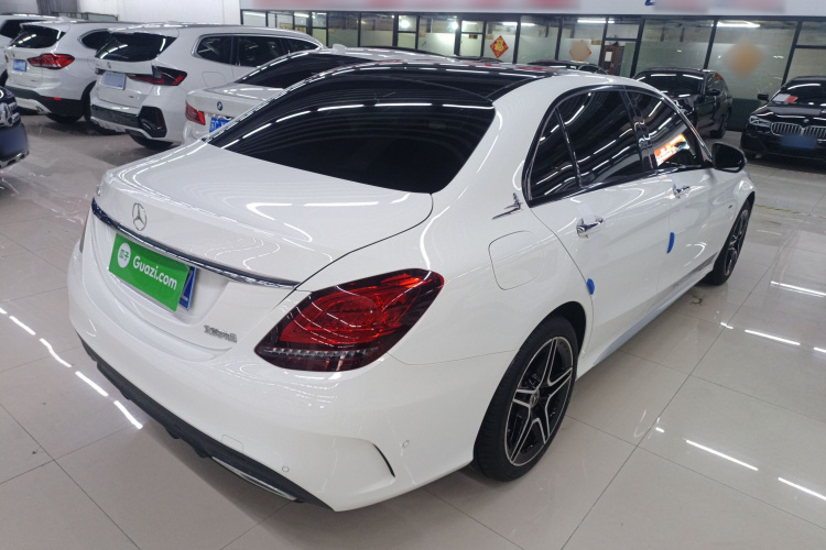 奔驰C级 2020款 改款 C 260 L 运动版车身外观7