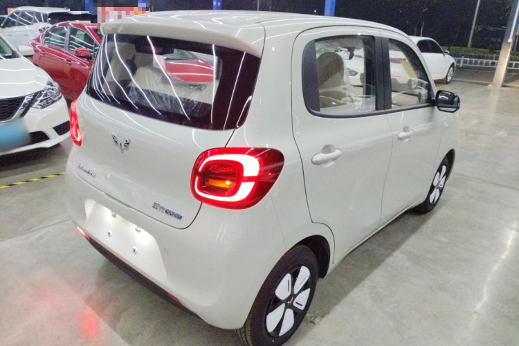 五菱汽车 宏光MINIEV 2025款 四门版 进阶款车身外观7