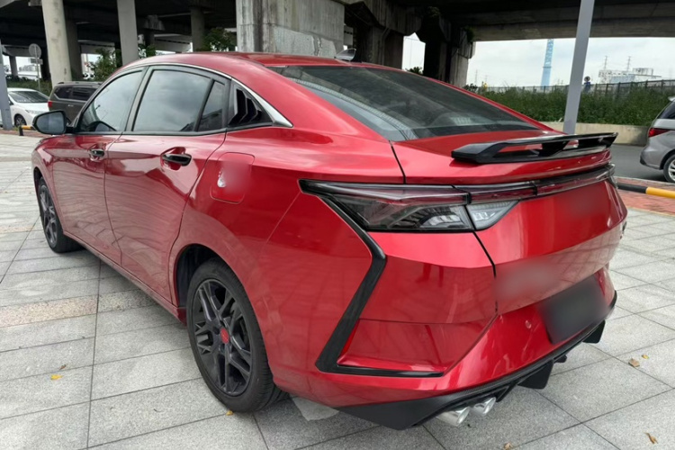 东风风神 奕炫 2021款 230T 自动追影骑士版车身外观6002