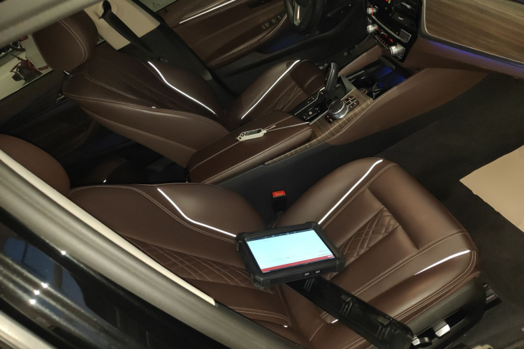 宝马5系新能源 2020款 里程升级版 530Le 豪华套装局部细节41