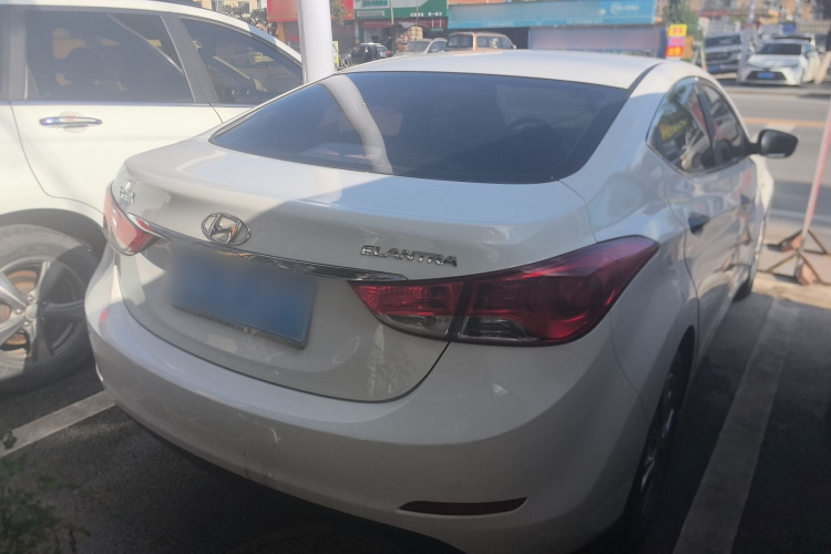 现代 朗动 2015款 1.6L 自动时尚型车身外观6003