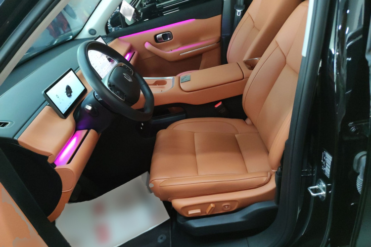 零跑汽车 零跑C16 2026款 增程 280激光雷达智尊版 6座中控内饰19