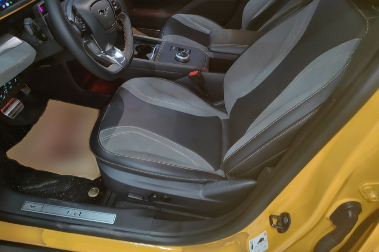 福特电马 2024款 GT风暴版局部细节19