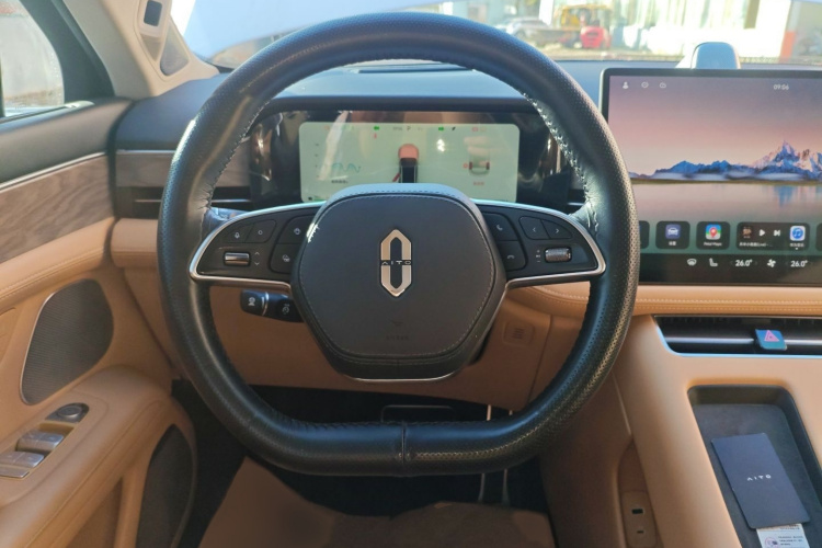 鸿蒙智行 问界M5 2022款 增程后驱标准版局部细节13