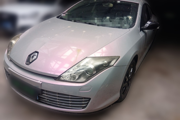 雷诺 拉古那 2012款 古贝2.0T 豪华导航版车身外观1