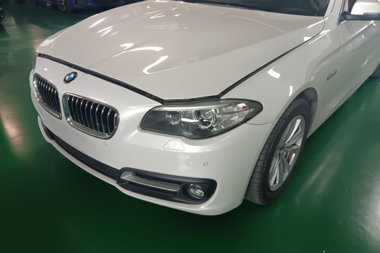 宝马5系 2014款 520Li 典雅型局部细节36