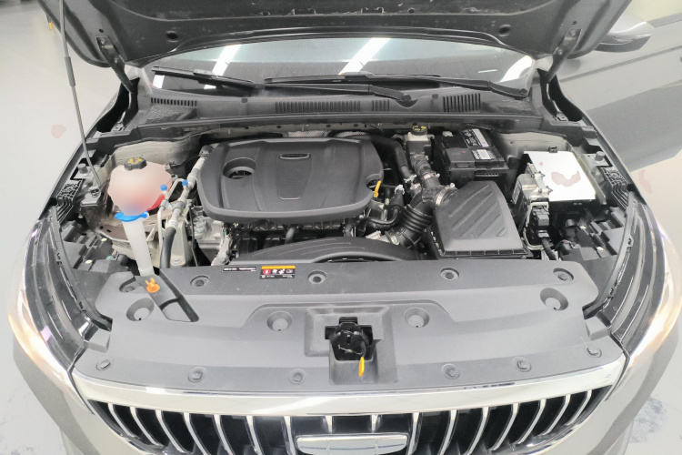 吉利汽车 帝豪 2025款 第4代 1.5L CVT龙腾版机舱底盘24