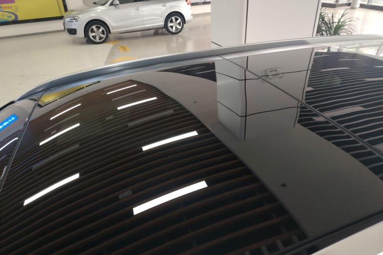 奔驰GLC 2020款 GLC 260 L 4MATIC 动感型车身外观57