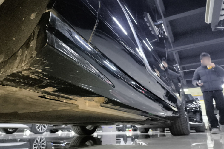 岚图汽车 岚图追光 2024款 PHEV 四驱超长续航旗舰版局部细节9002